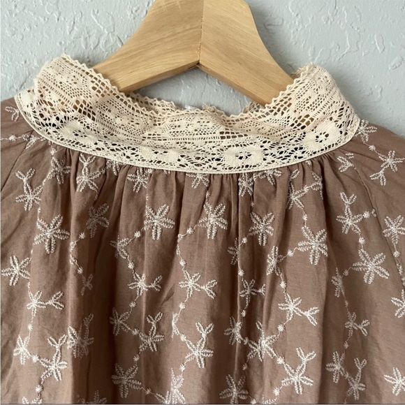 NWT Zara Embroidered Lace Romantic Blouse Beige S - Picture 3 of 11